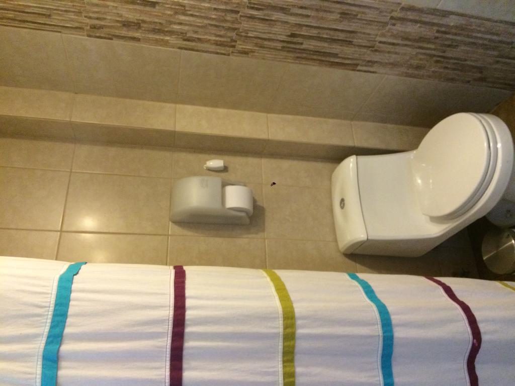 Hostal El Parron Hostel Rancagua Ngoại thất bức ảnh